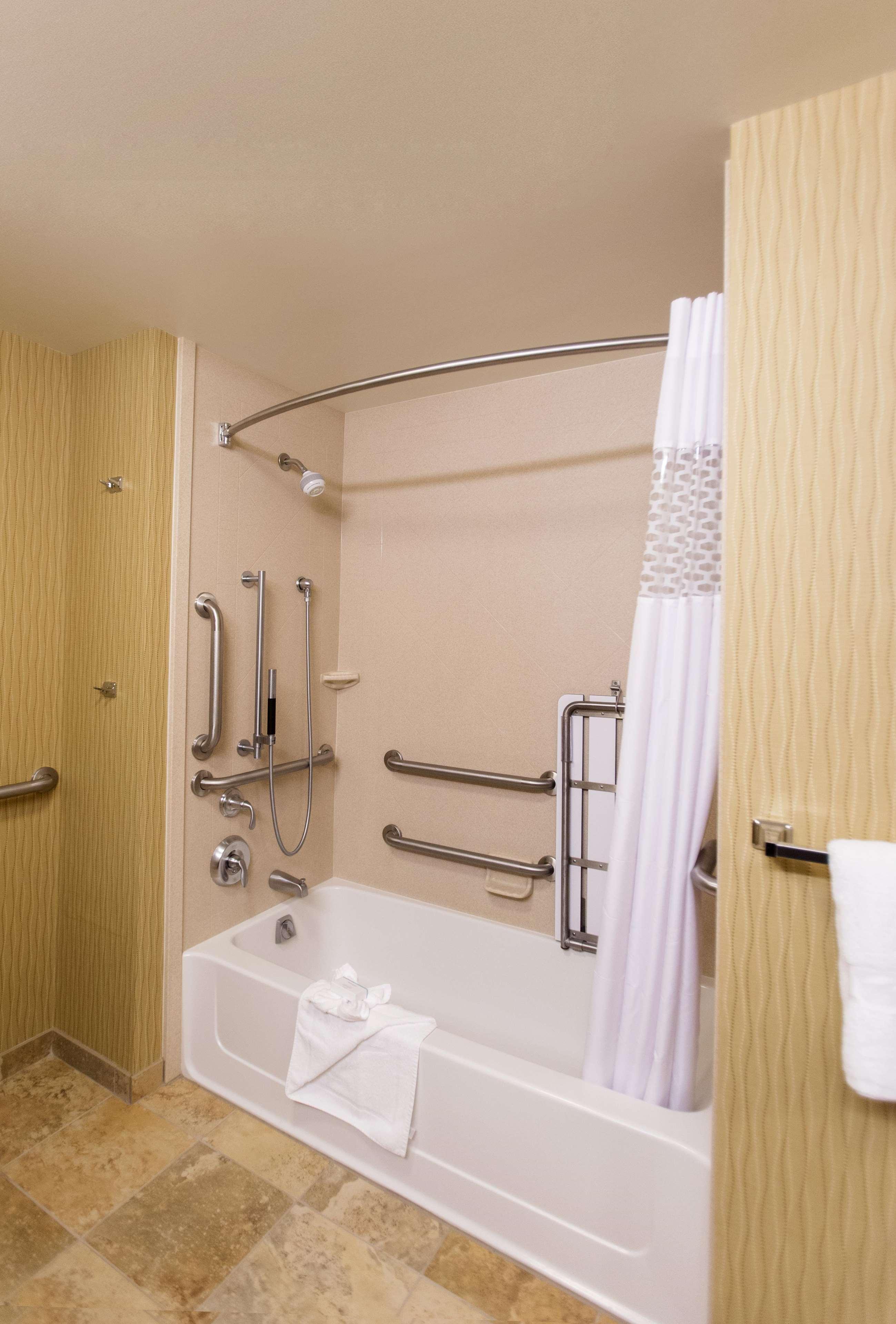 Hampton Inn Marquette-Waterfront Exterior foto