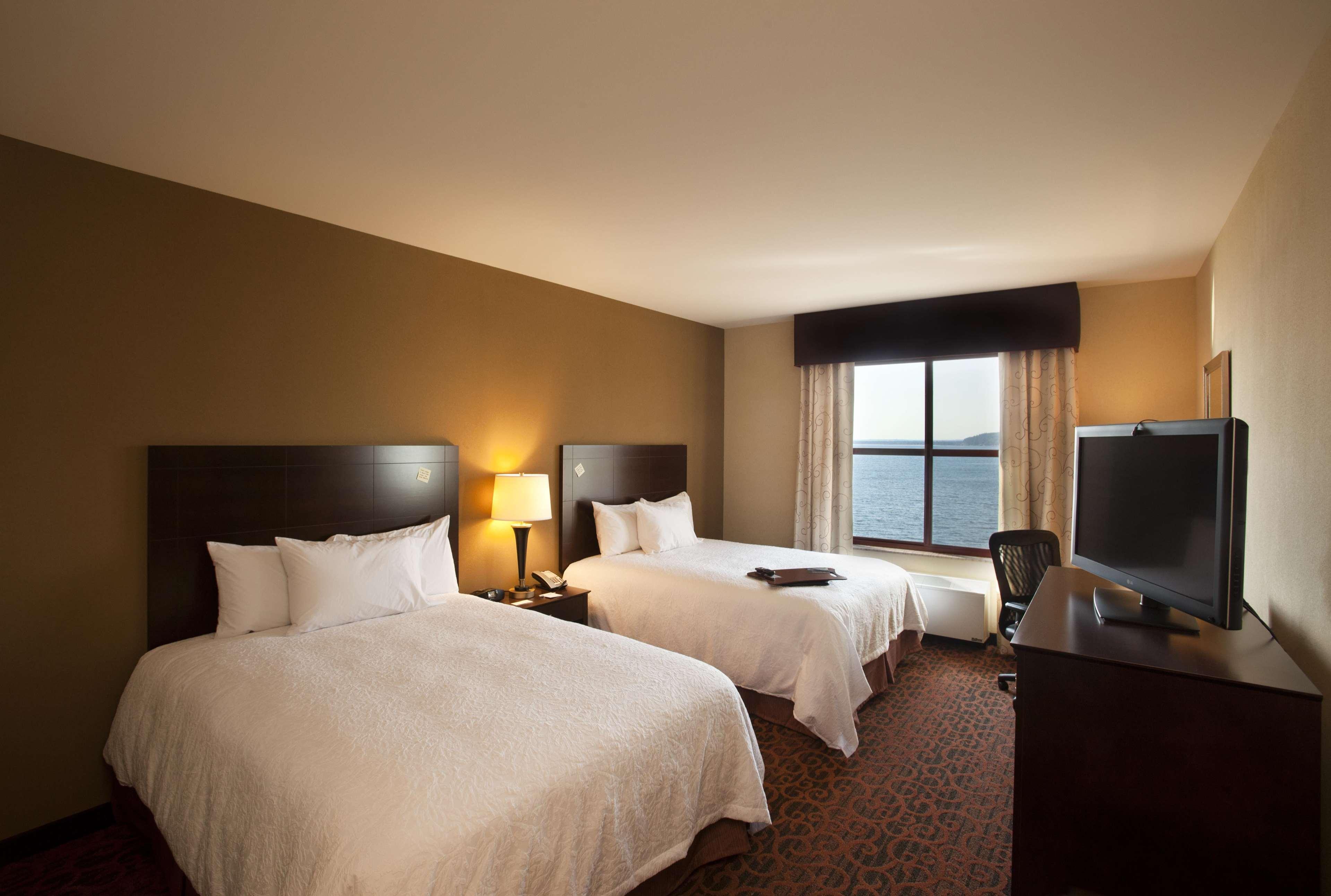 Hampton Inn Marquette-Waterfront Zimmer foto