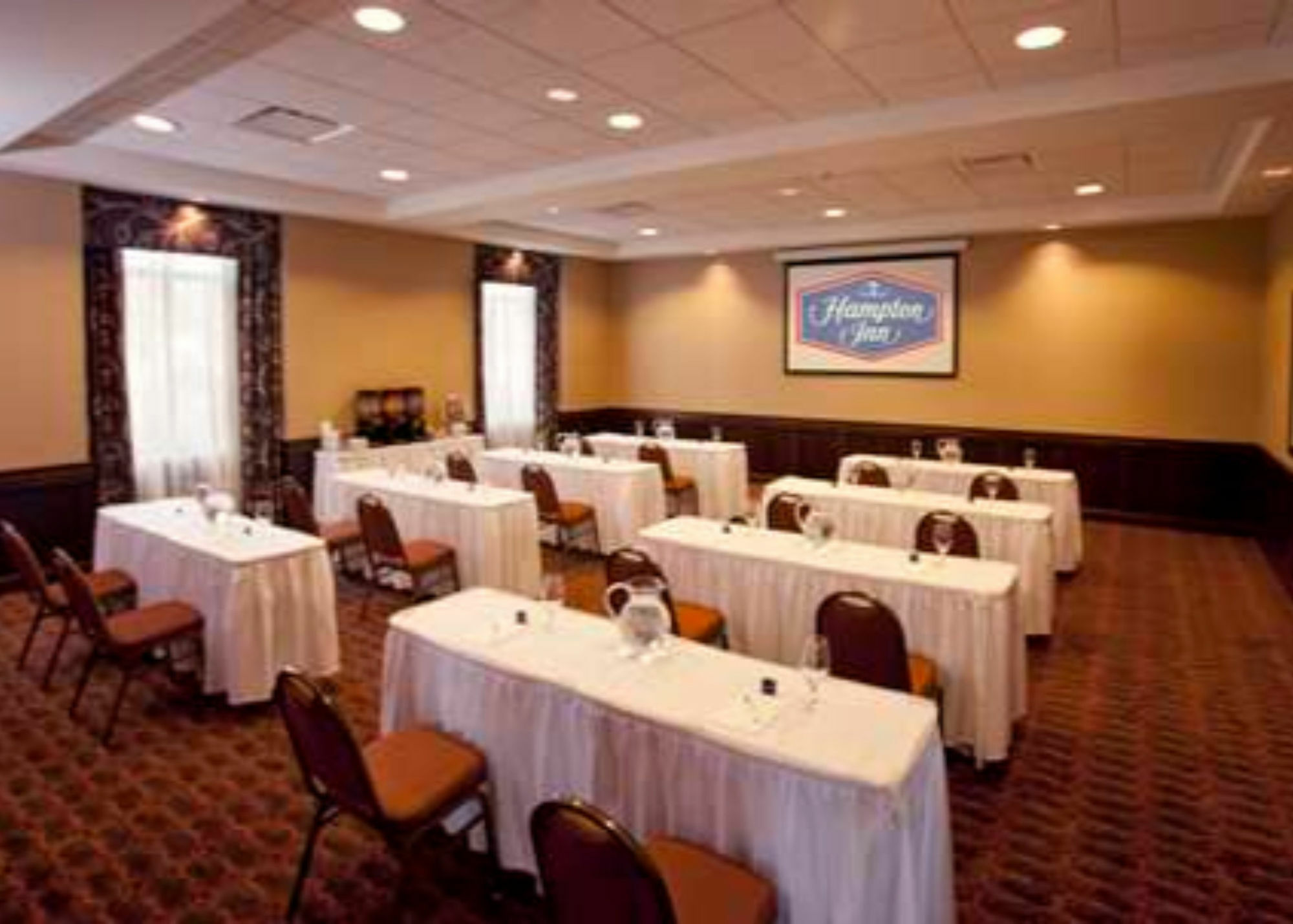 Hampton Inn Marquette-Waterfront Exterior foto